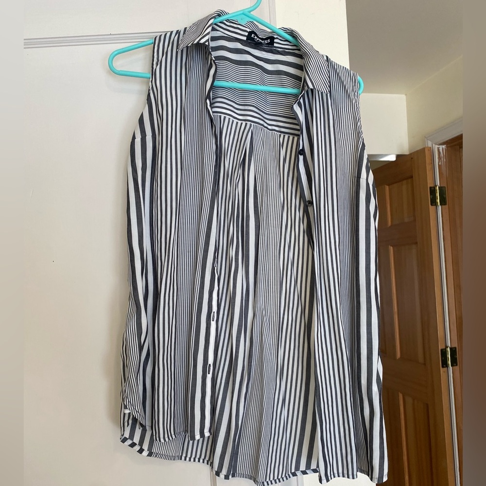 Express button up tank shirt